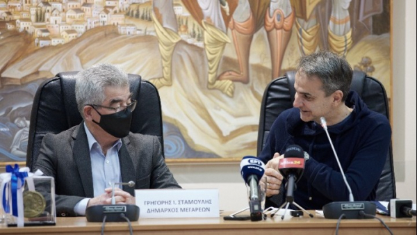 Μητσοτάκης στα Μέγαρα: "Υπάρχουν σημαντικοί πόροι να υποστηρίξουν τους δήμους"