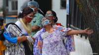 Ινδία: Ξεπέρασαν τα 26 εκατ. τα κρούσματα του νέου κορονοϊού, πάνω από 291.000 νεκροί