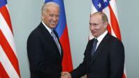 Το Κρεμλίνο δεν αναμένει &quot;επανεκκίνηση&quot; στις σχέσεις με τις ΗΠΑ κατά την σύνοδο κορυφής Μπάιντεν-Πούτιν