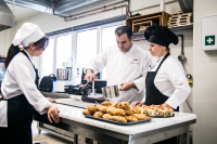 Ιδρύθηκε η Ελληνική Ένωση Επιχειρήσεων Αρτοποιίας Ζαχαροπλαστικής