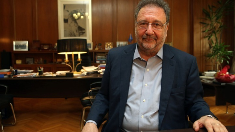 Πιτσιόρλας: Με παρακολουθούσαν οι δικοί μου άνθρωποι - Τι απαντά ο Τζανακόπουλος