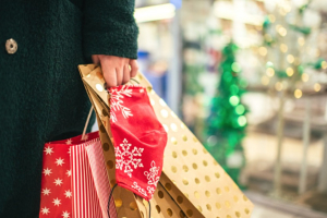Τζίρος εορτών: Μέτρια η κίνηση για το 86% των επιχειρήσεων