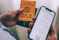 Γερμανία: Έτοιμο πριν από τις καλοκαιρινές διακοπές το πιστοποιητικό εμβολιασμού