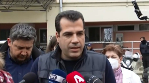 Ο Θ. Πλεύρης ζήτησε κατεπείγουσα έρευνα για την αναρρωτική του προϊσταμένου του σταθμάρχη στη Λάρισα