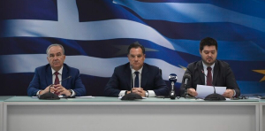 Από τη συνέντευξη τύπου: Από αριστερά, Νίκος Παπαθανάσης, Αδωνις Γεωργιάδης και Σωτήρης Αναγνωστόπουλος . 