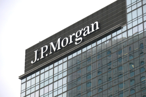 Προτροπή JP Morgan για αγορές ελληνικών ομολόγων έναντι ιταλικών