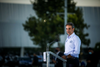 Μητσοτάκης: Νέα παρότρυνση για τον εμβολιασμό μέσω του μηνύματός του για την επέτειο αποκατάστασης της Δημοκρατίας