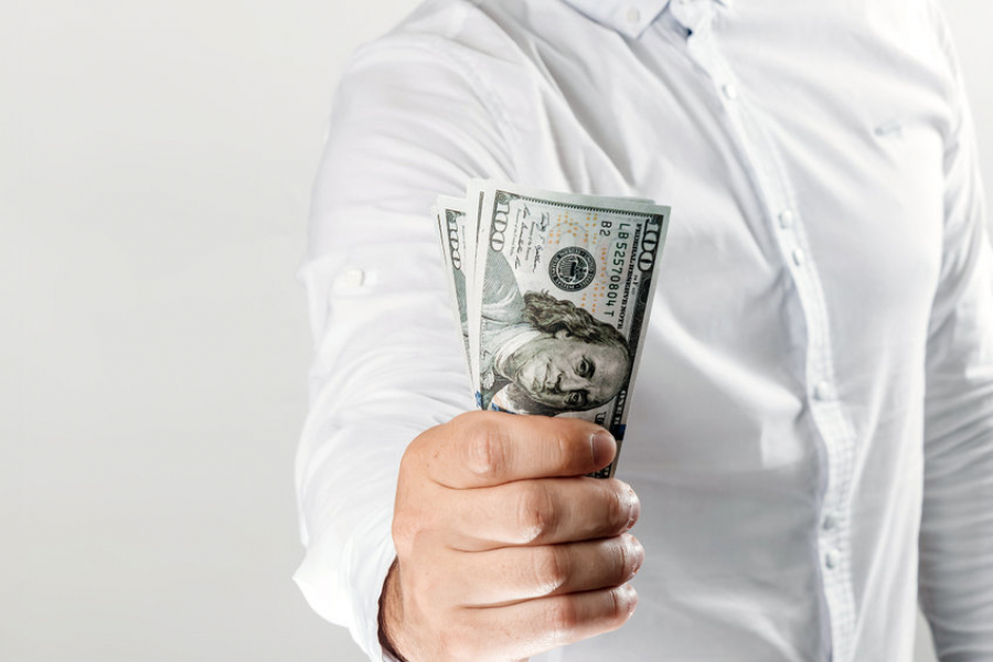 ΗΠΑ: Αύξηση 31% στις αμοιβές των CEO το 2021