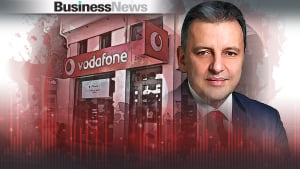 Μπρουμίδης (Vodafone): «Nαι μεν αλλά» για αυξήσεις στα τιμολόγια το 2023 και το ‘’στοίχημα’’ της νέας εταιρείας για οπτικές ίνες