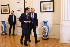 Στο υπουργείο Εξωτερικών ο Μάρκο Ρούμπιο - Τον υποδέχθηκε ο Γιώργος Γεραπετρίτης