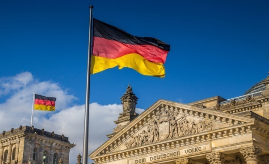 Γερμανία-Εκλογές: Το SPD προηγείται των συντηρητικών της Μέρκελ για πρώτη φορά σε 15 χρόνια
