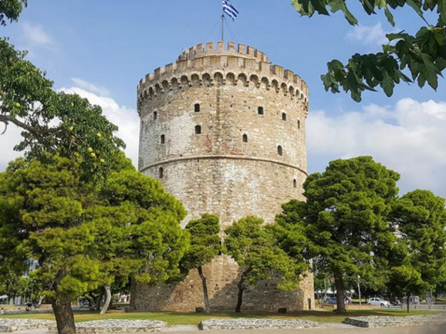 Νεκρός άνδρας ύστερα από πτώση από τον Λευκό Πύργο