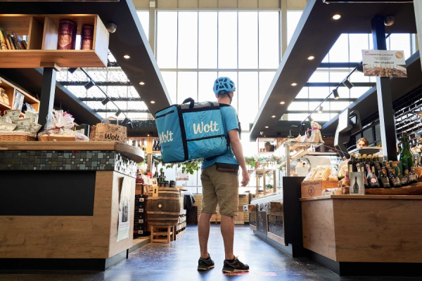 Local Commerce Survey: 6 στις 10 επιχειρήσεις στην Ελλάδα διευρύνουν το πελατολόγιό τους με τη Wolt