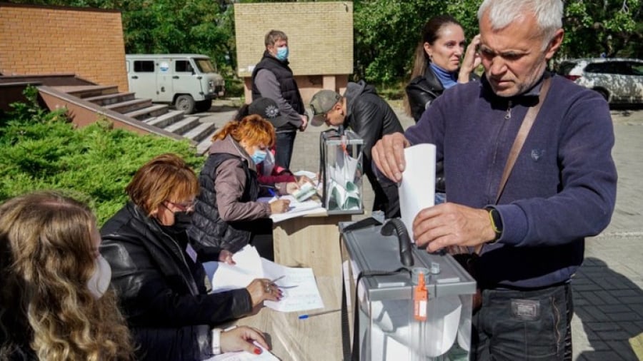 Ουκρανία - δημοψηφίσματα: Το 96% των κατοίκων υπέρ της ένταξης στη Ρωσία, σύμφωνα με τα πρώτα αποτελέσματα