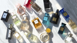 Υπουργείο Ανάπτυξης: Διαγραφή ιστοσελίδας καταστήματος που εμπορεύονταν απομιμητικά αρώματα