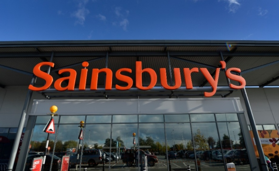 «Βουτιά» σχεδόν 5% για την μετοχή της Sainsbury's