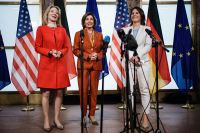 Συνάντηση Μπέρμποκ - Πελόζι: Απαραίτητη η συνοχή της Δύσης έναντι της Ρωσίας