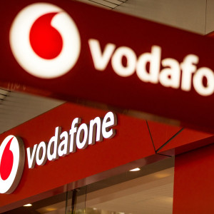 Vodafone: Στηρίζει τους συνδρομητές της σε Κορινθία και Δυτική Αττική
