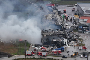 Πυροσβεστική για έκρηξη στη Βιολάντα: Πολύμηνη διαρροή προπανίου στο έδαφος