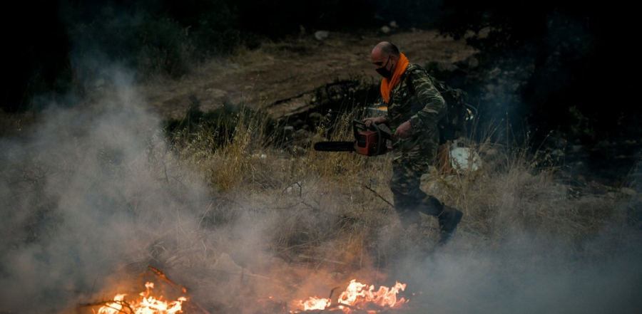 Φωτιά Βίλια: Συνεχίζεται για 5η μέρα η μάχη με τις φλόγες - Πυρκαγιά και στη Λαυρεωτική