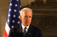 ΗΠΑ: Ο Τζο Μπάιντεν χαιρέτισε μια «μεγάλη μέρα» στον αγώνα εναντίον της πανδημίας