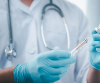 Γαλλική μελέτη: Ασφαλή τα εμβόλια mRNA – Δεν αυξάνουν τον κίνδυνο μακροπρόθεσμης θνησιμότητας