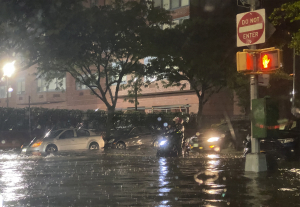Τουλάχιστον έξι νεκροί στη Νέα Υόρκη από τις πλημμύρες