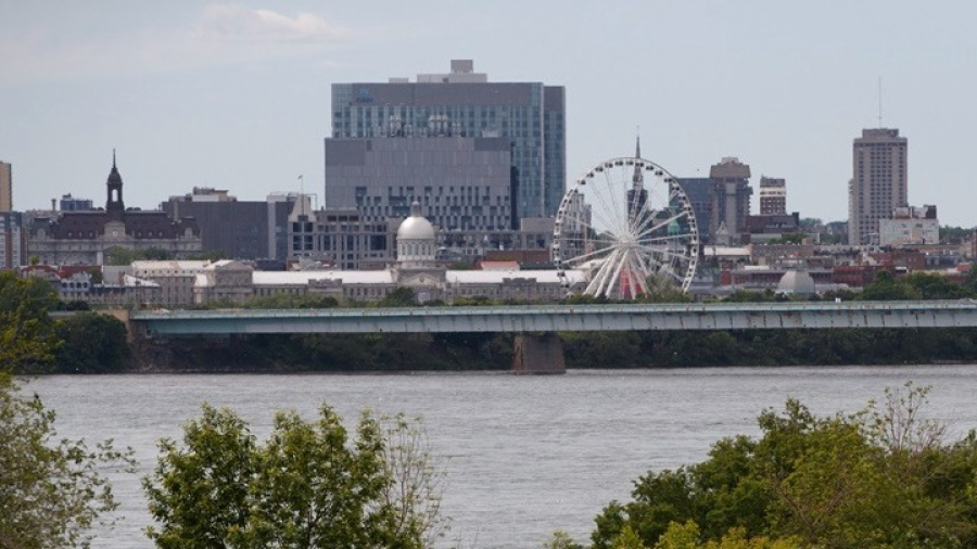 Καναδάς: Απαγόρευσε στους ξένους να αγοράζουν ακίνητα στις πόλεις