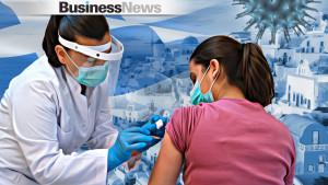 «Εμβολιαστικός Τουρισμός»: 20αρηδες συνοδεύουν τις διακοπές τους στα νησιά με… εμβόλιο