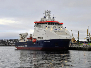 Μ. Βρετανία: «Μπλόκο» στα ρωσικά πλοία