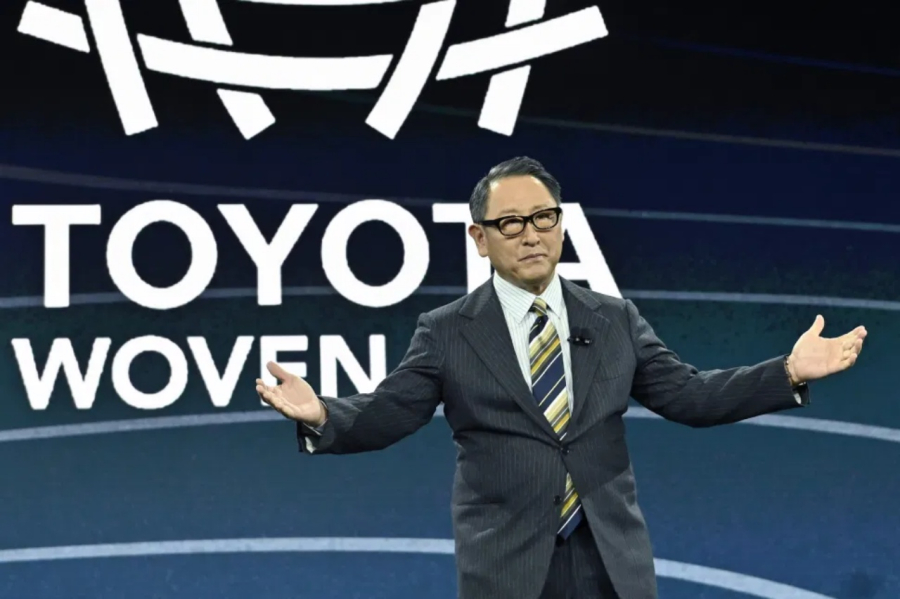 Toyota: Αποχωρεί ο CEO και πρόεδρος Ακίο Τογιόντα - Τον διαδέχεται ο 53χρονος Κότζι Σάτο