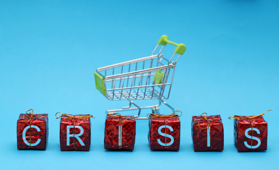 EY: Το αυξανόμενο κόστος αγαθών και υπηρεσιών επηρεάζει τις αγοραστικές δυνατότητες παγκοσμίως