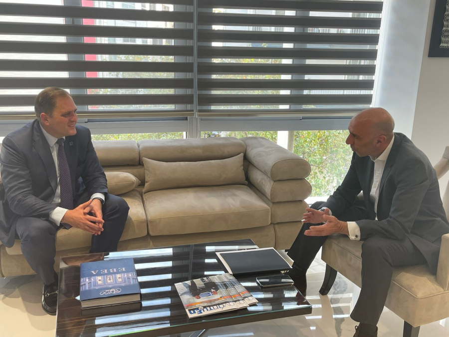 Συνάντηση Πιτσιλή - Μπρατάκου: Στο επίκεντρο η διασύνδεση του ΓΕΜΗ με την ΑΑΔΕ