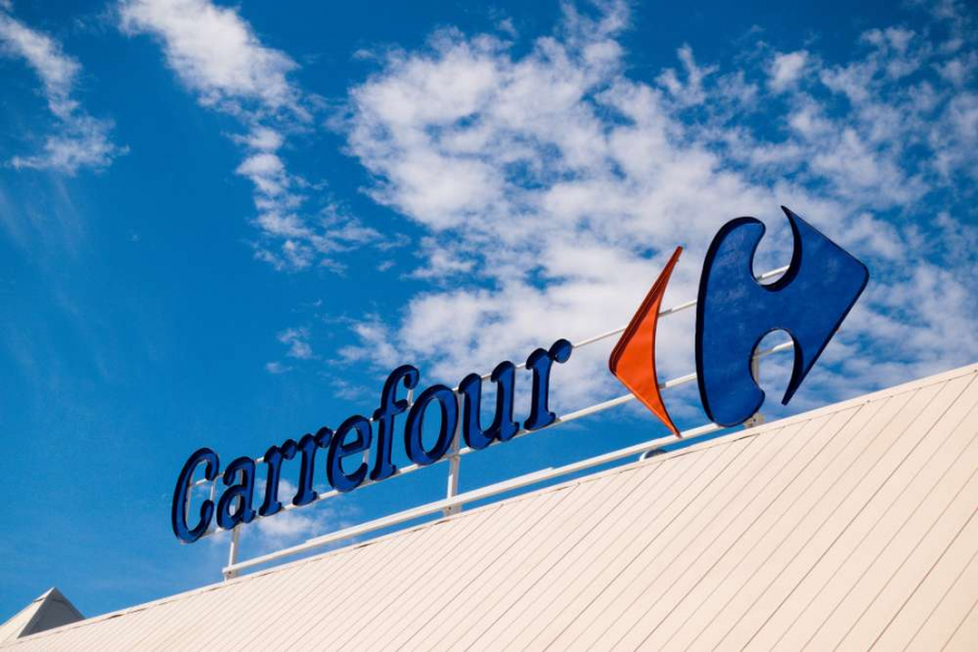Επιστρέφει η Carrefour στην Ελλάδα με συνέταιρο τον Βαρδινογιάννη