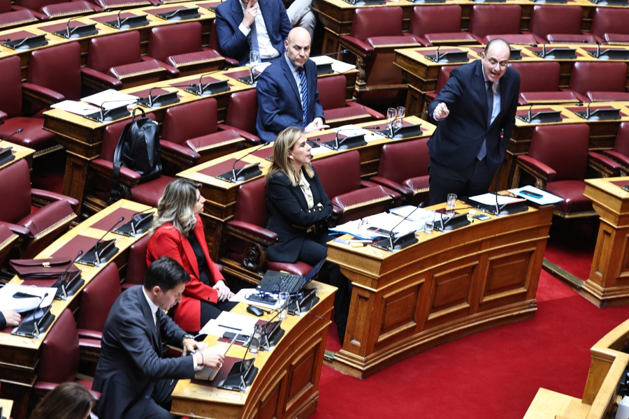 Βουλή: Αντιπαράθεση μεταξύ κοινοβουλευτικών εκπροσώπων για τα Ίμια