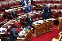 Βουλή: Αντιπαράθεση μεταξύ κοινοβουλευτικών εκπροσώπων για τα Ίμια