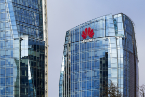 Huawei: Πρώτη φορά μείωση εσόδων αλλά με αύξηση των κερδών το 2021
