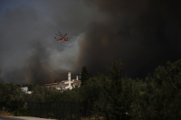 Φωτιά στη Βαρυμπόμπη: Αύριο τα μέτρα στήριξης για τους πυρόπληκτους