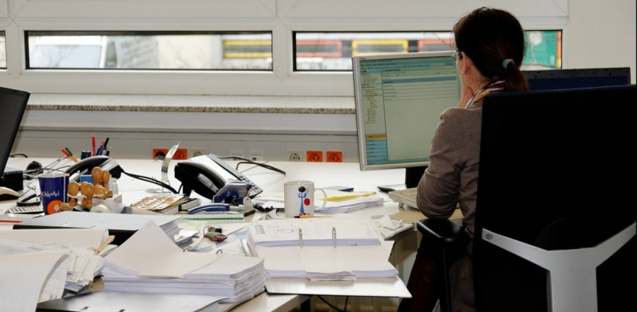 Δημόσιο: Ανατροπές στο σύστημα αμοιβών και τις προαγωγές