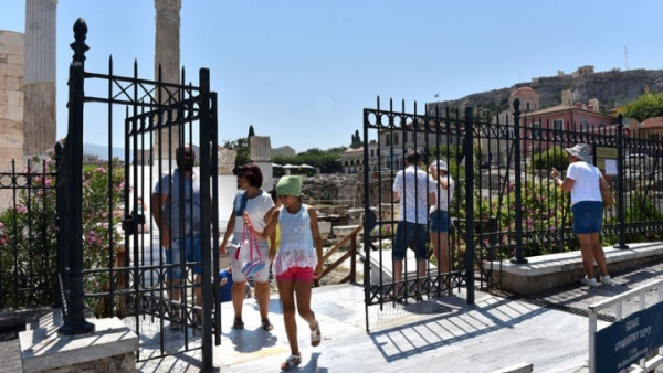 ΤτΕ: 49 εκατ. ευρώ οι τουριστικές εισπράξεις το α’ δίμηνο
