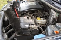 Οι ενδείξεις που υποδηλώνουν ότι η μπαταρία του αυτοκινήτου χρειάζεται αντικατάσταση