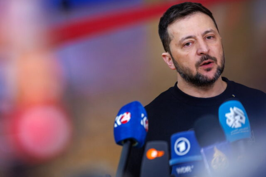 Υπό πίεση ο Ζελένσκι για να αποδεχθεί το τέλος του πολέμου - Ανησυχίες για ρήξη μεταξύ ΗΠΑ-Ουκρανίας