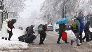 Γερμανία: Ένας νεκρός από την κακοκαιρία «Γερτρούδη» - Σοβαρά προβλήματα στις συγκοινωνίες