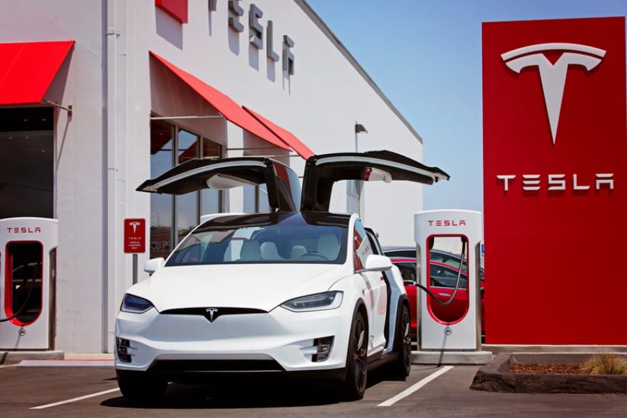 Tesla: Ανακοίνωσε έσοδα 18,76 δισ. δολαρίων για το πρώτο τρίμηνο
