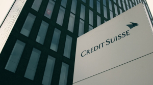 Γιατί μπορεί να μην φτάνουν τα $54 δισ. στην Credit Suisse