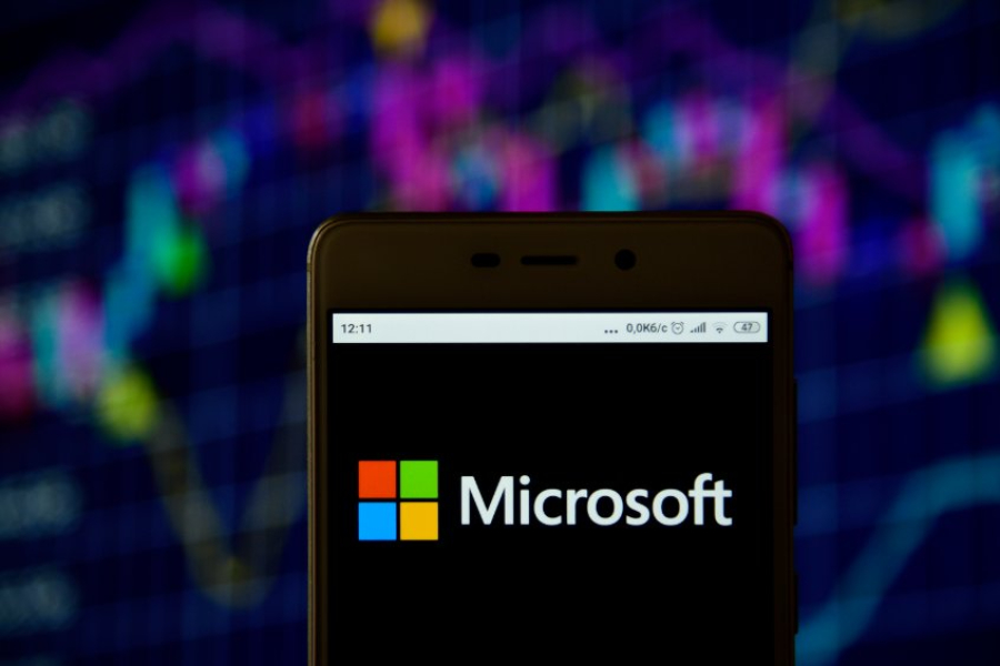 Microsoft: Μειώθηκαν τα κέρδη, αυξήθηκαν τα έσοδα το γ' τρίμηνο