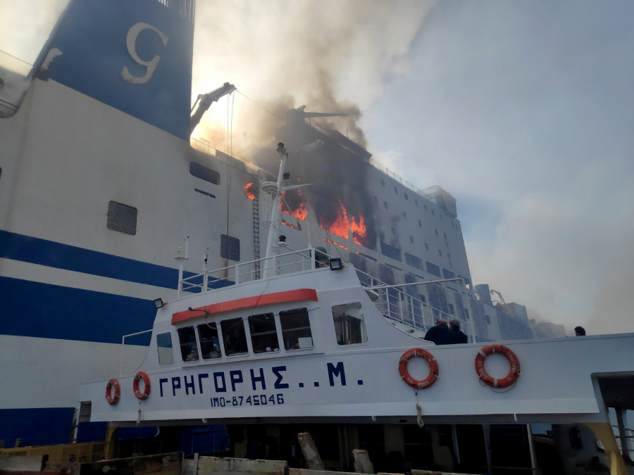 Euroferry Olympia: Πληροφορίες για ακόμη 4 ή 5 επιζώντες