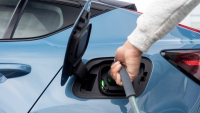 Αυτοκίνητο: Τα οικονομικά κίνητρα από κράτη της ΕΕ δίνουν ώθηση στις πωλήσεις ηλεκτροκίνητων