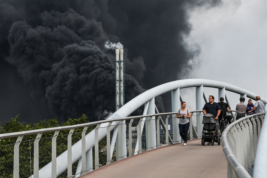 Έκρηξη στο Λεβερκούζεν: Μεγάλος αριθμός τραυματιών - Φόβοι για το τοξικό νέφος