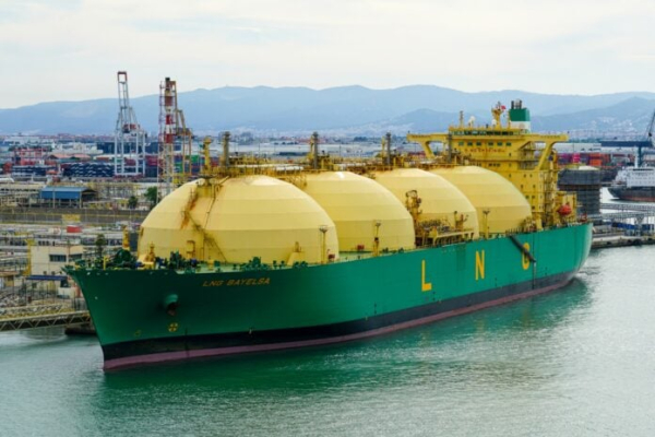 Naftogaz: Η Ουκρανία ζητά περισσότερο LNG και diesel από την Ελλάδα